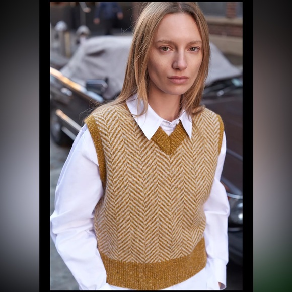 Mustard wool blend vest - Picture 2 of 3